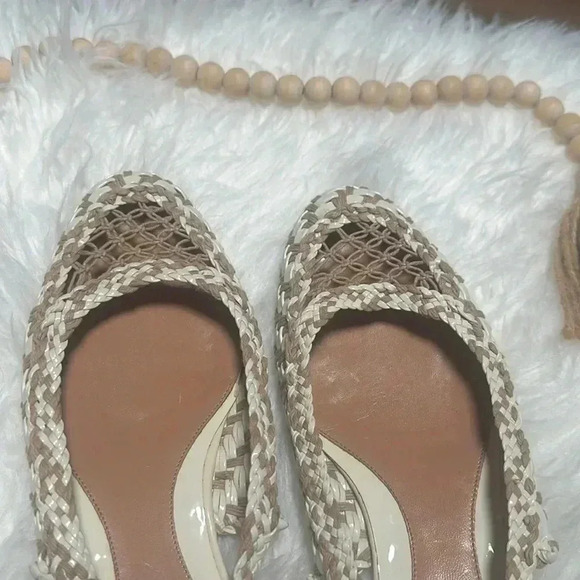 Sergio Rossi Cream/Tan Patent Woven Sling-backs made in Italy - Picture 3 of 10